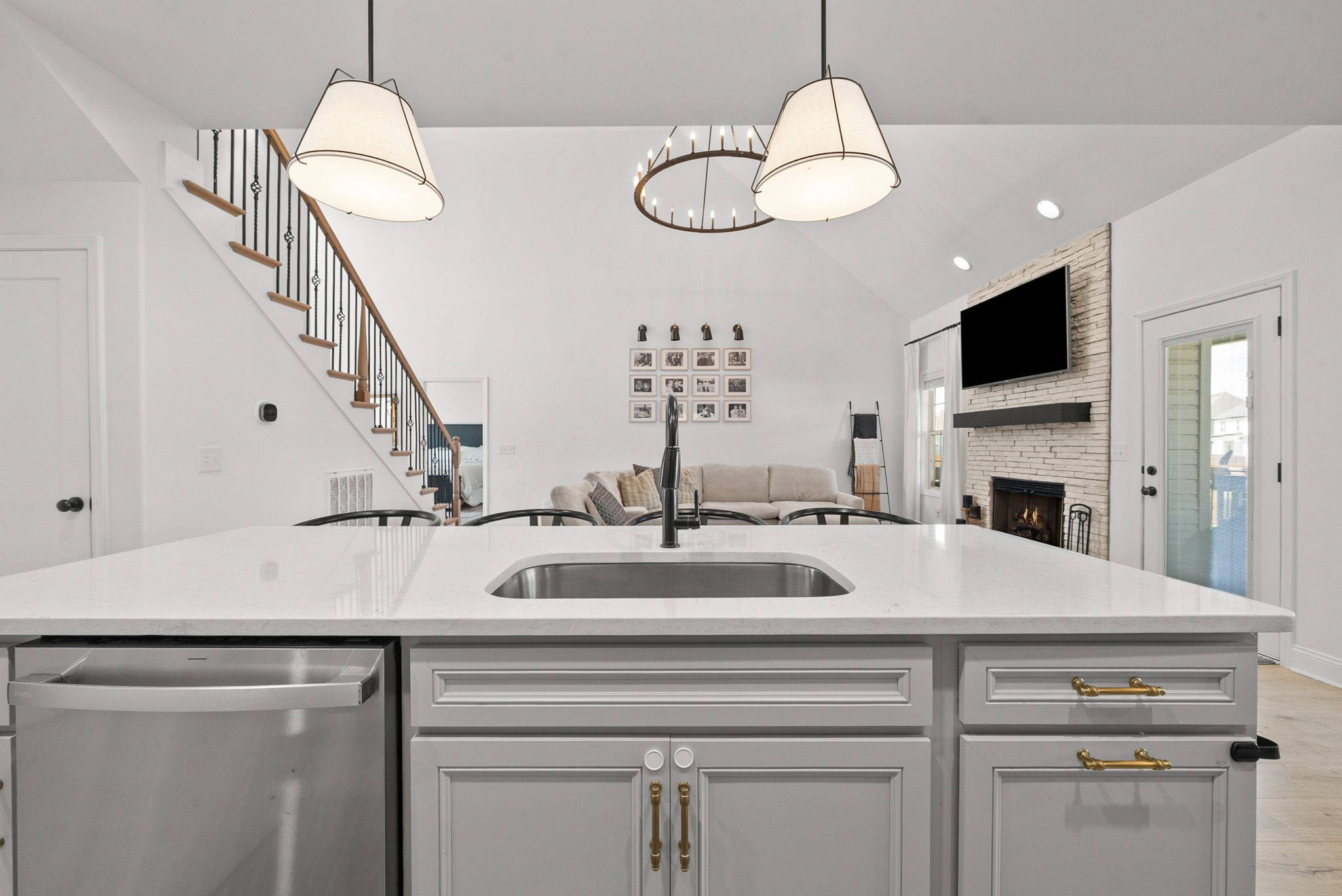 238 Cotoneaster Lane Clarksville TN 37043