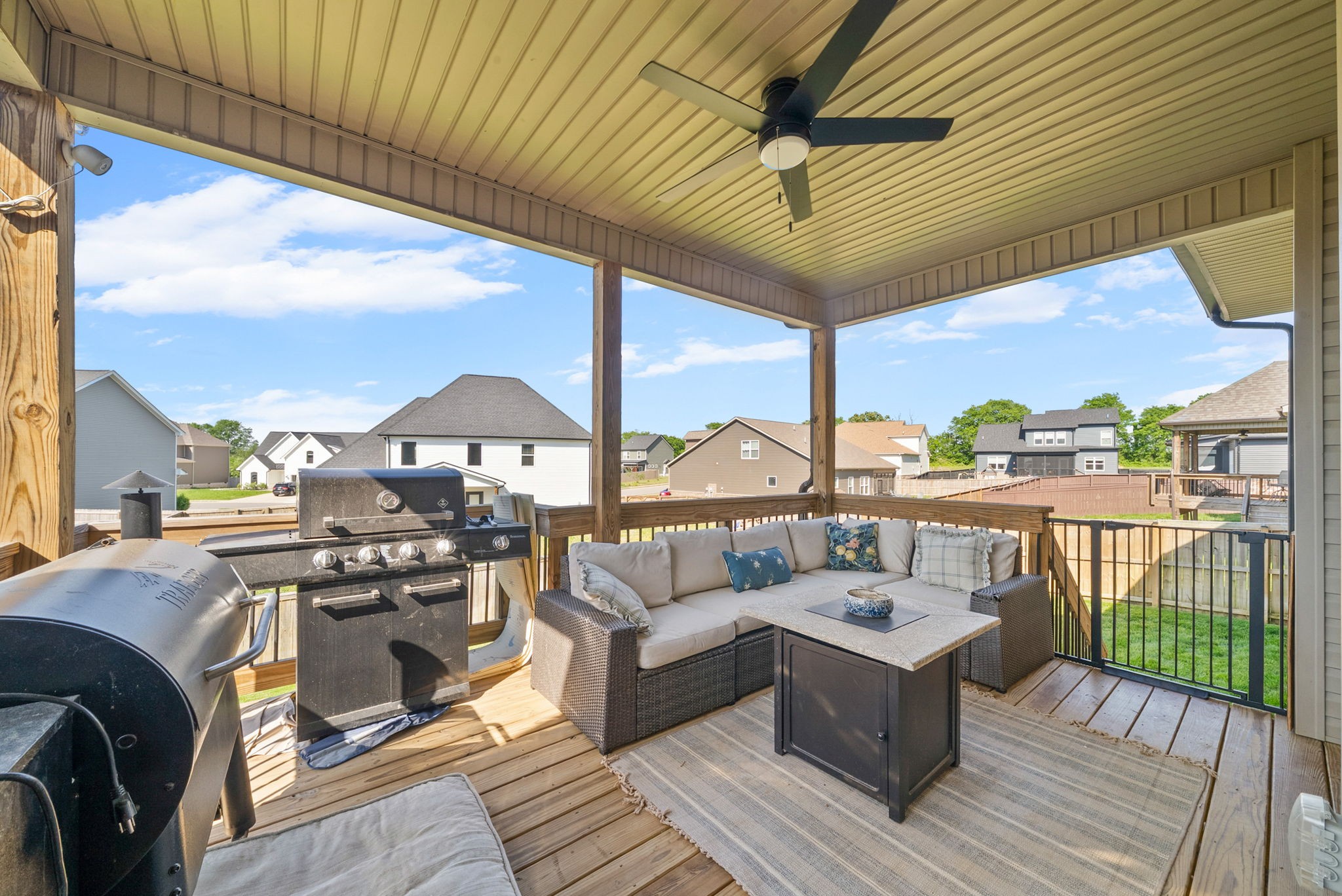 238 Cotoneaster Lane Clarksville TN 37043
