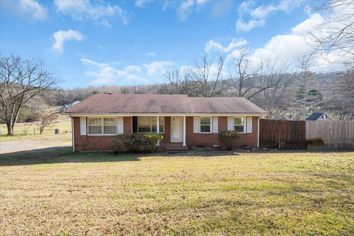648 Ra Griffith Highway Jasper TN 37347