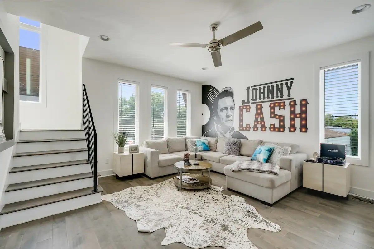 532 Weakley Avenue Nashville TN 37207