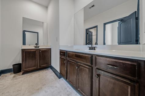1000 33rd Ave, N Nashville TN 37209
