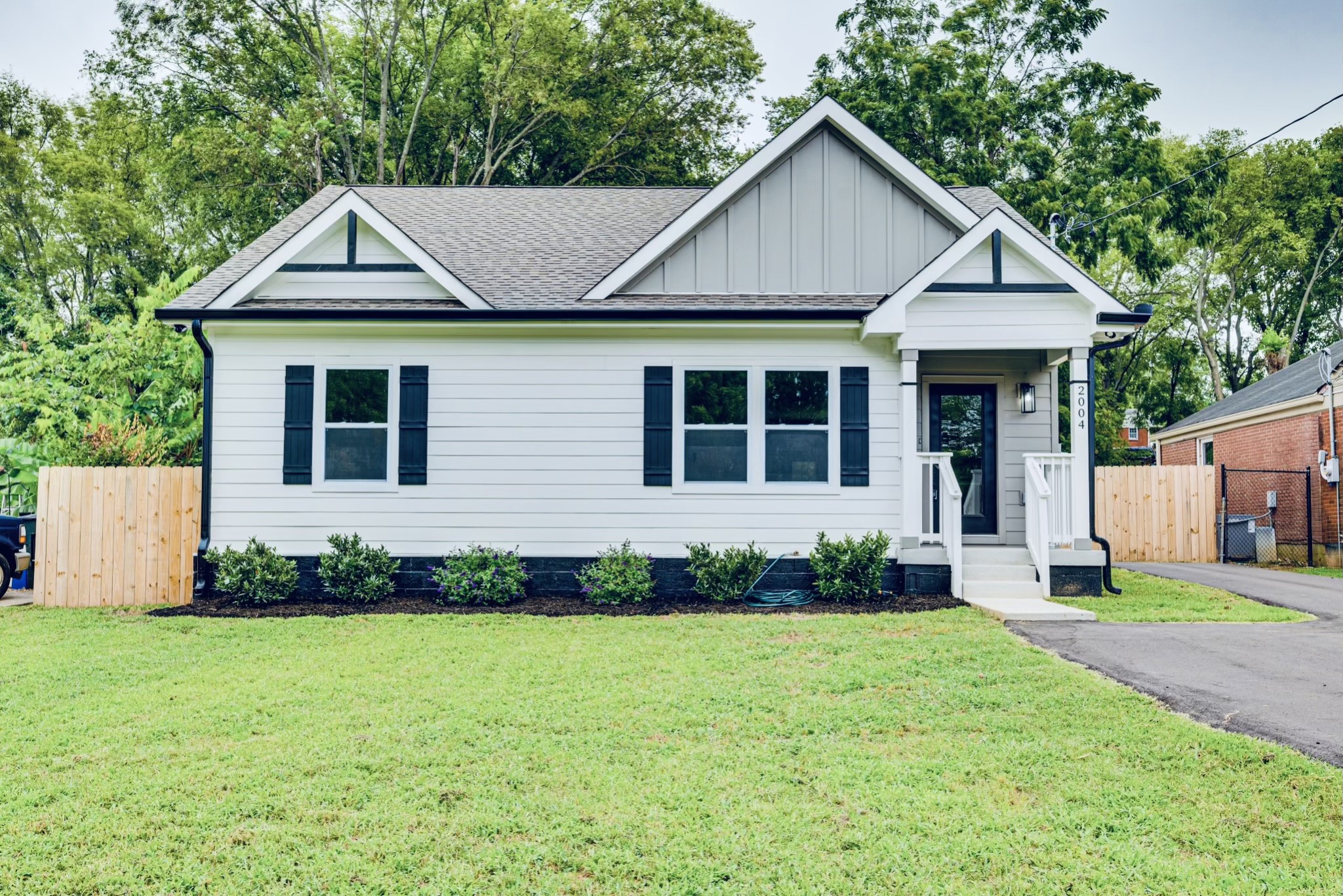 2004 26th Ave, N Nashville TN 37208