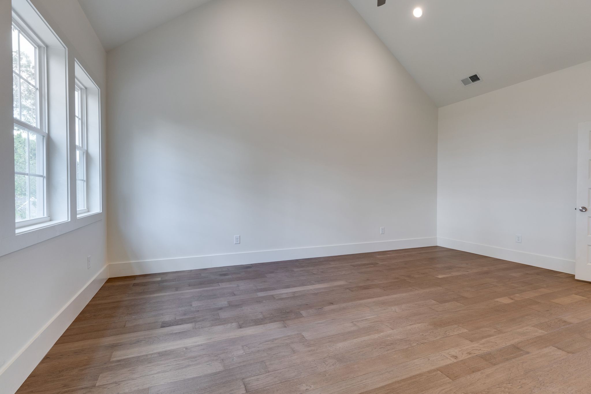 3011 Harlin Drive Nashville TN 37211