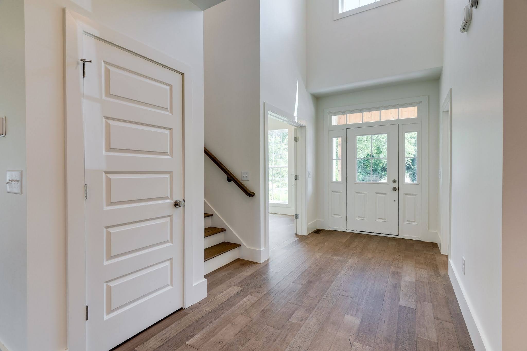 3011 Harlin Drive Nashville TN 37211
