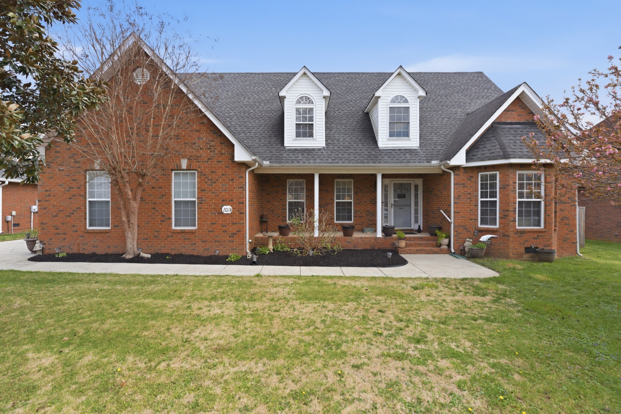 2013 Adonis Drive Murfreesboro TN 37128