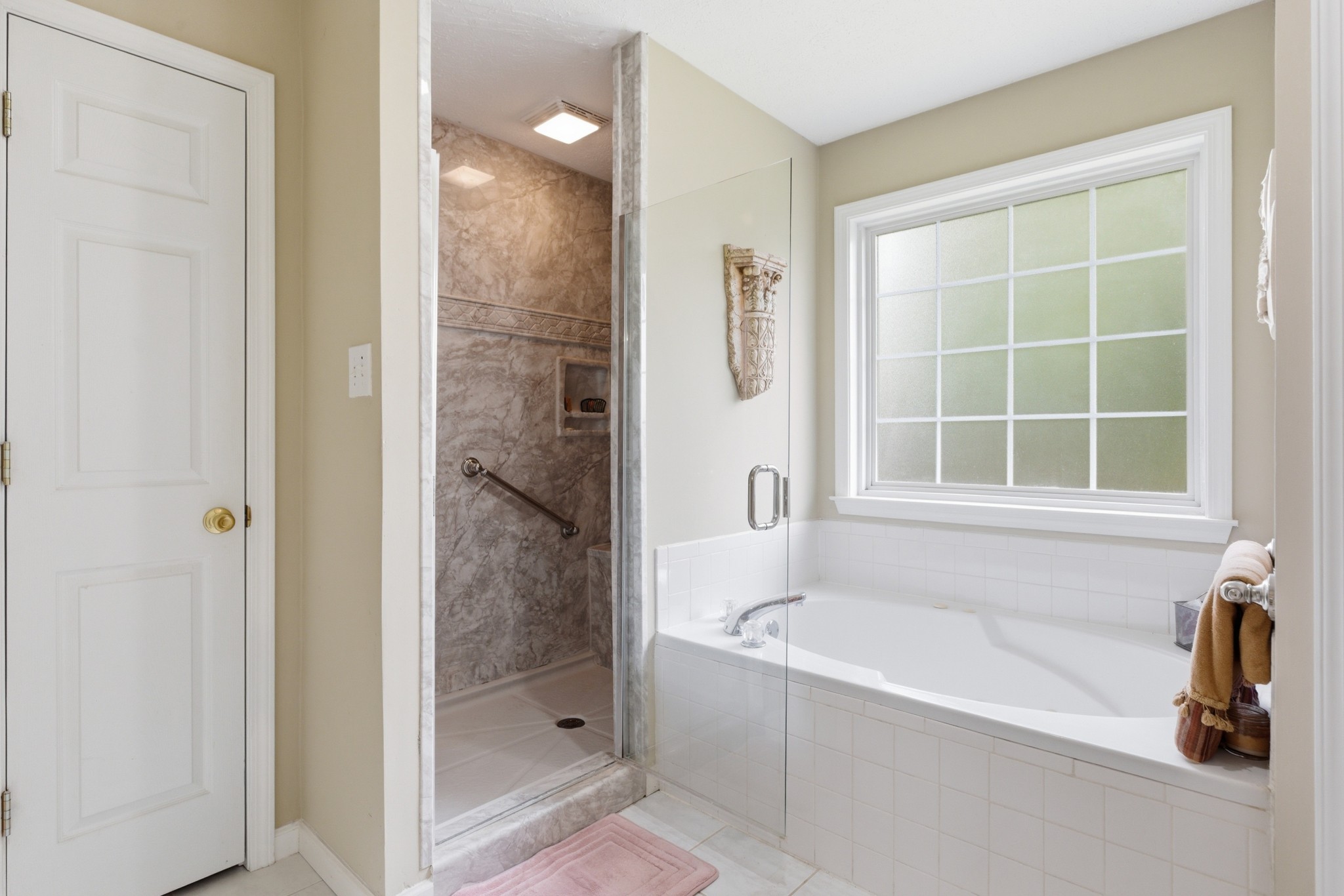 2013 Adonis Drive Murfreesboro TN 37128
