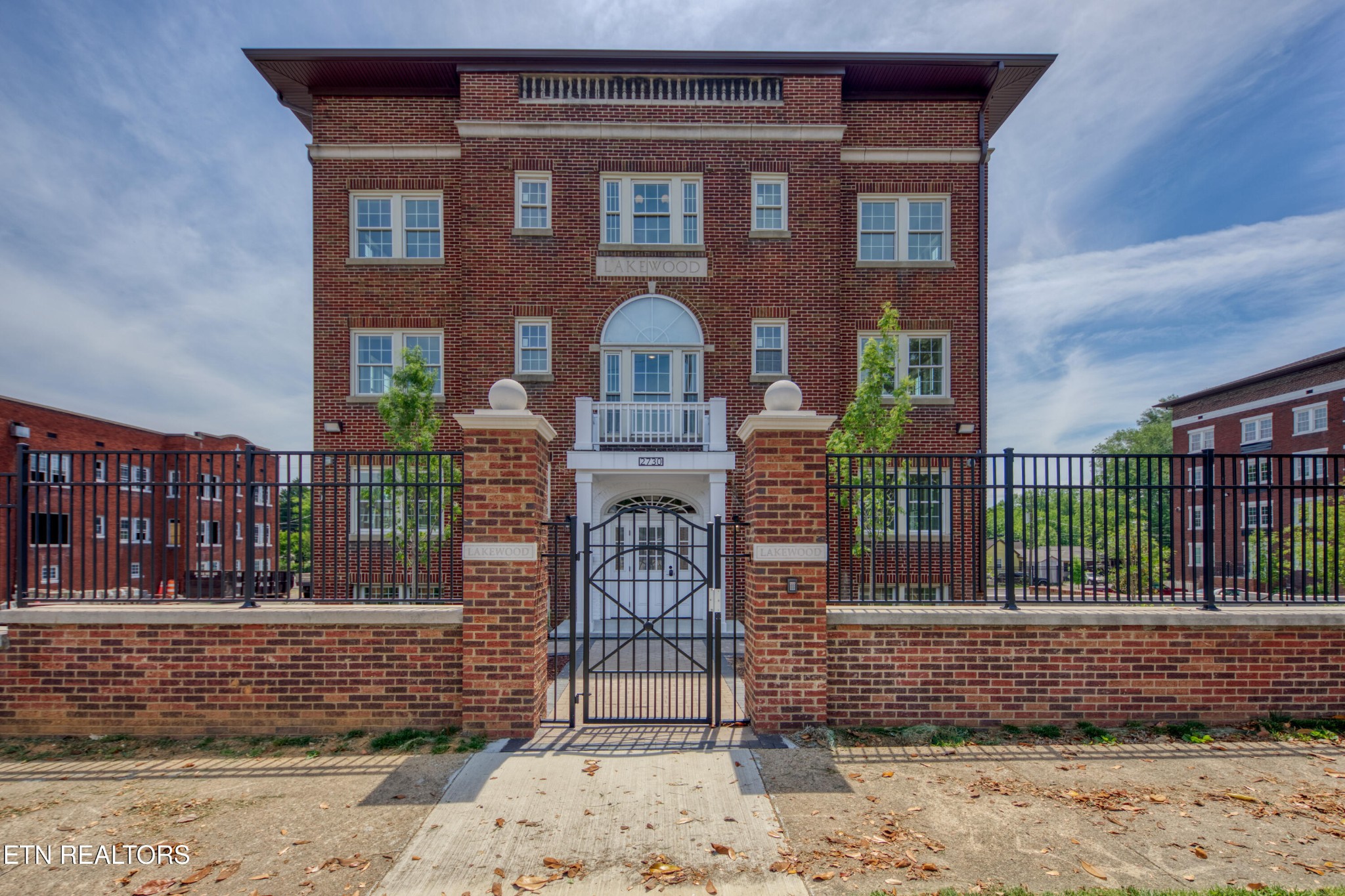 Knoxville TN, 2730 E Magnolia Avenue, Unit 303