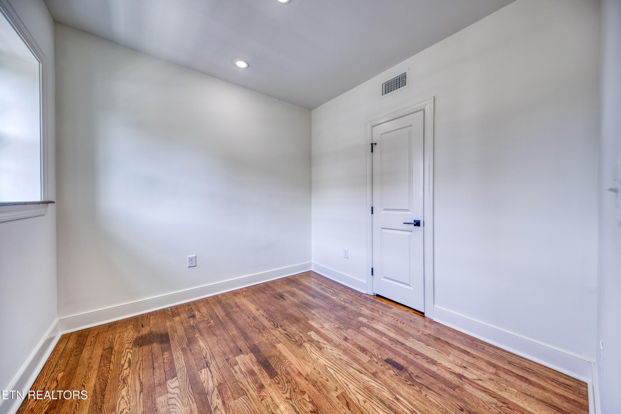 2730 E Magnolia Avenue Knoxville TN 37914