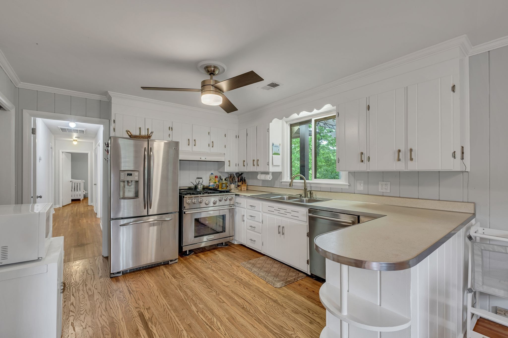 1008 Downey Drive Nashville TN 37205