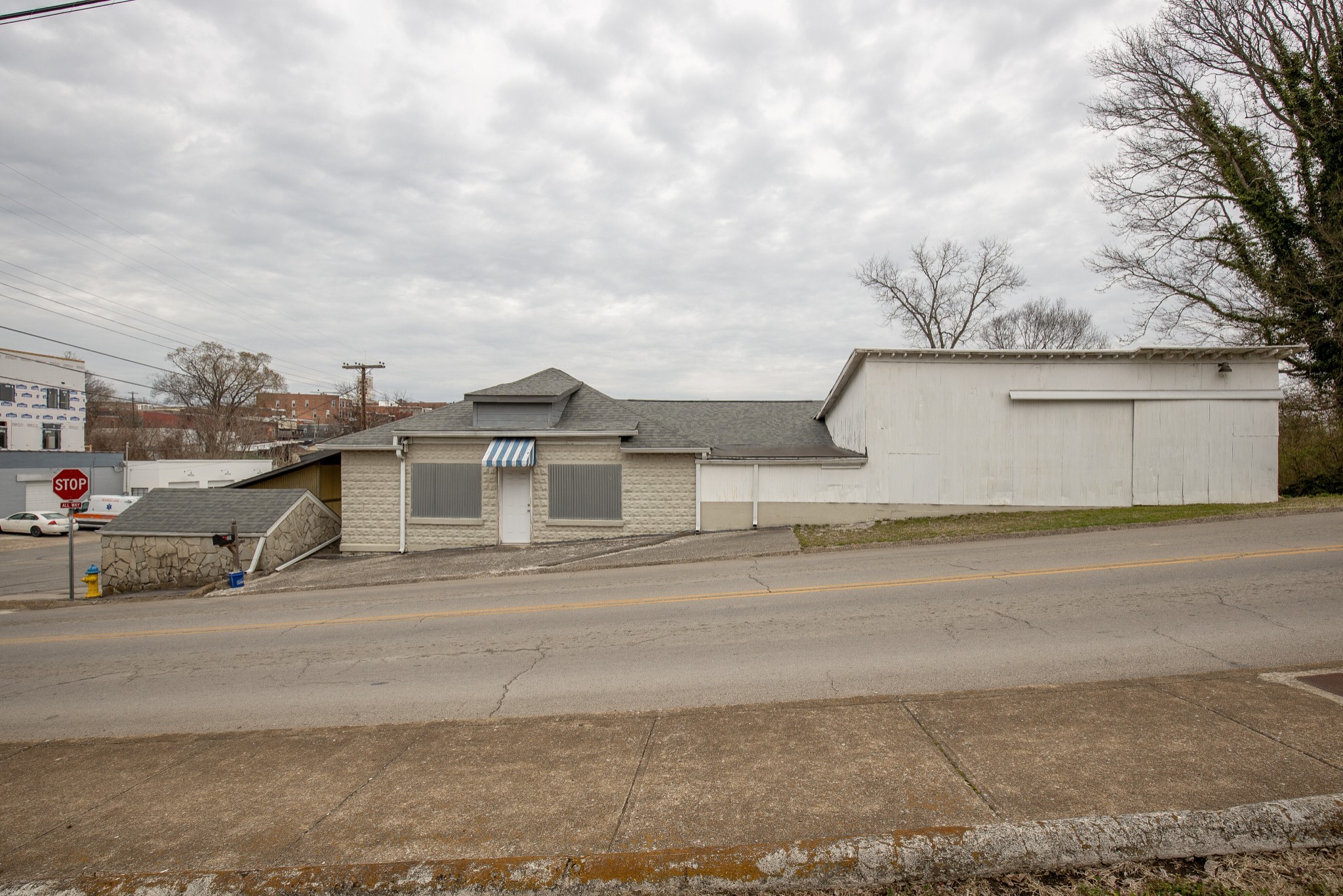 201 E 9th Street Columbia TN 38401