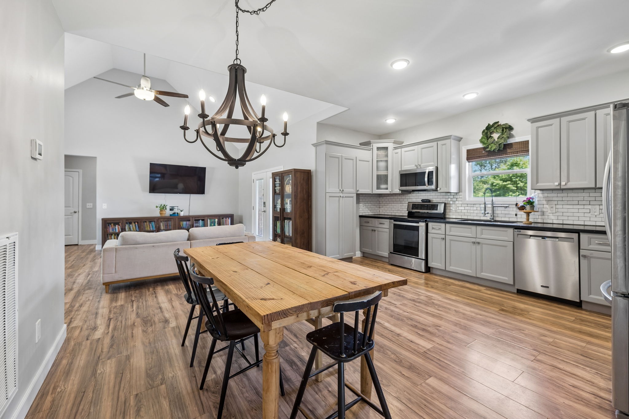 1082 Corey Drive Lewisburg TN 37091