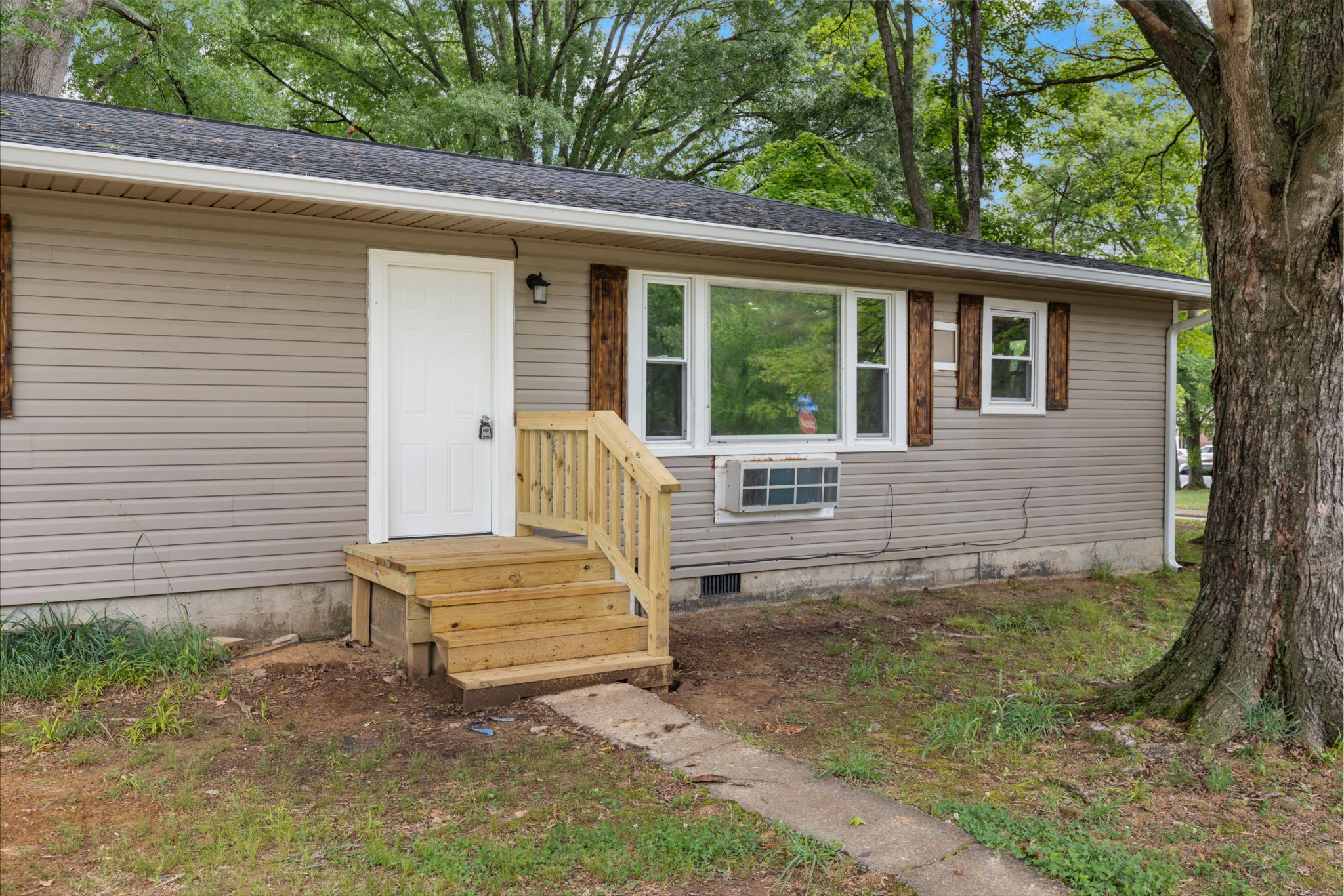 1100 Beckham Avenue Lawrenceburg TN 38464