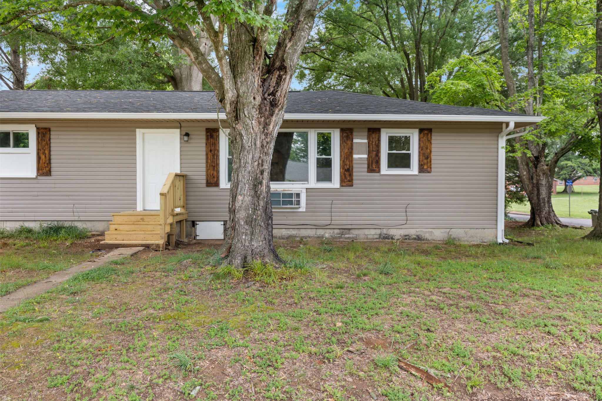 1100 Beckham Avenue Lawrenceburg TN 38464