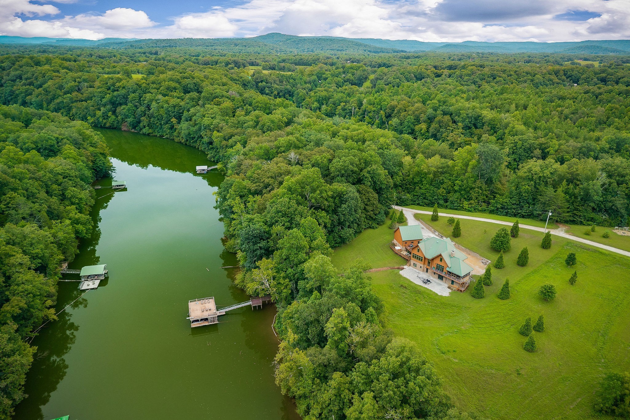 4042 Rocky Ridge Road Rock Island TN 38581