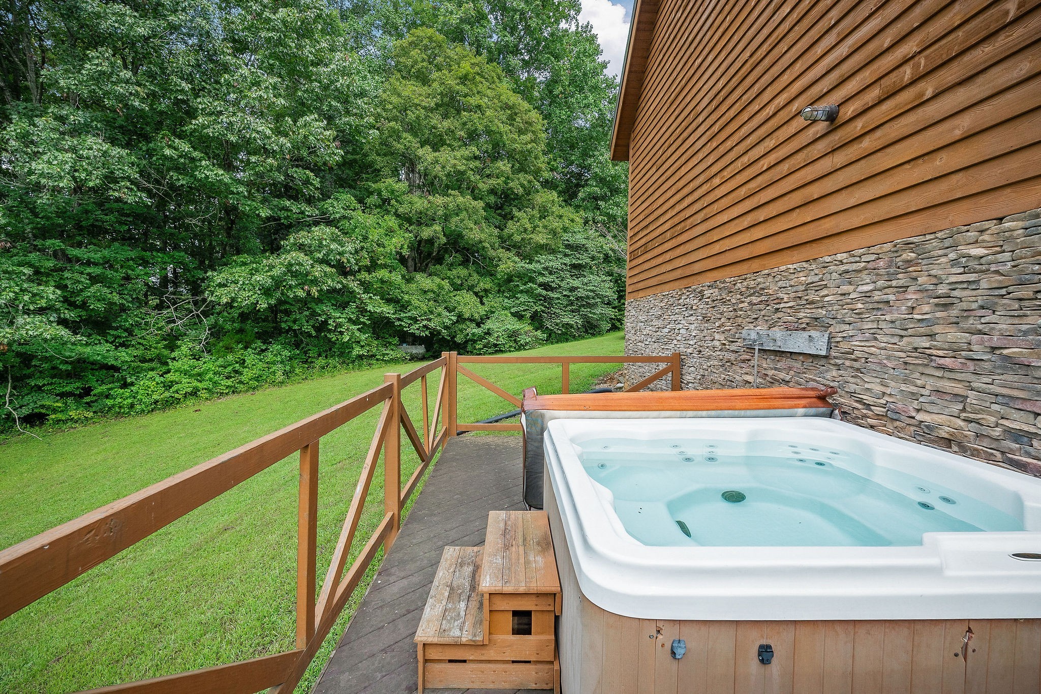 4042 Rocky Ridge Road Rock Island TN 38581