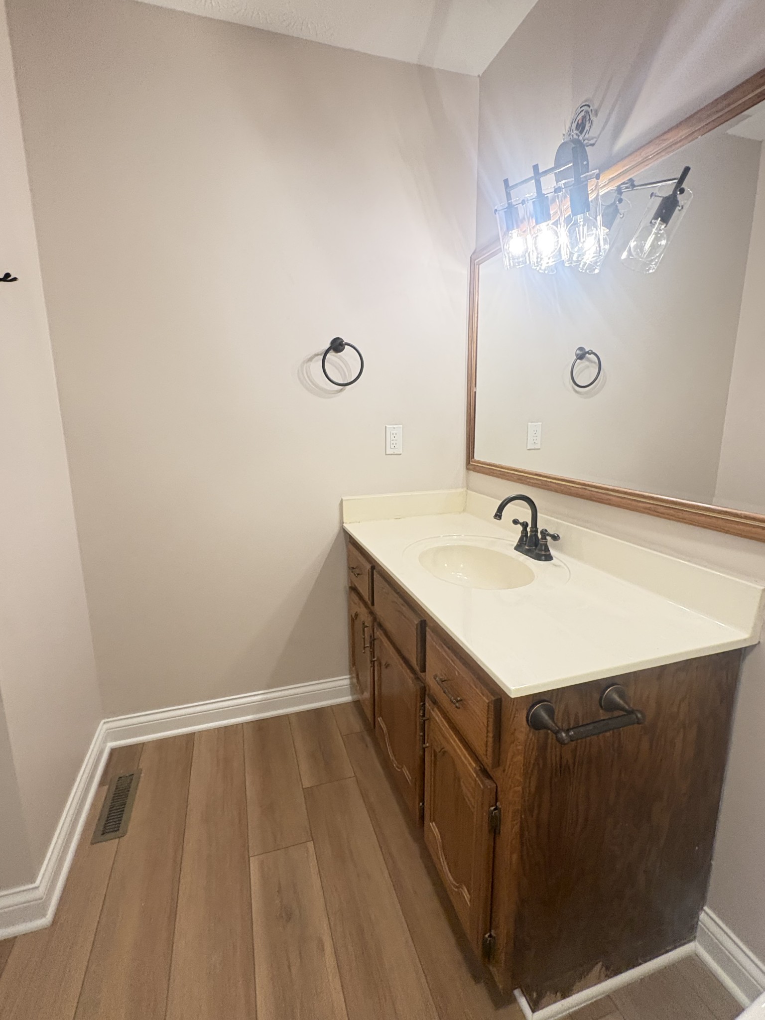 2116 Mockingbird Lane Springfield TN 37172