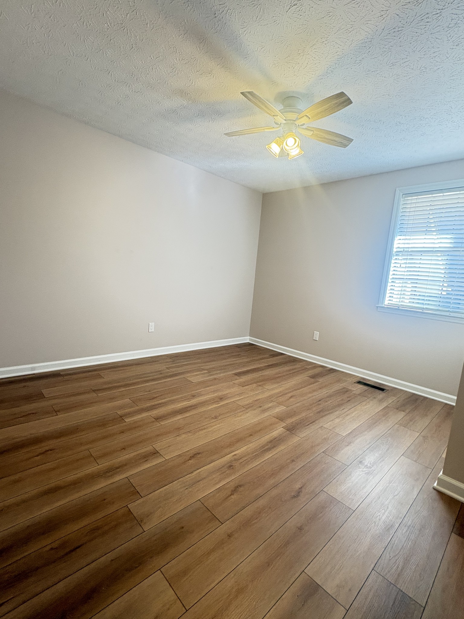 2116 Mockingbird Lane Springfield TN 37172