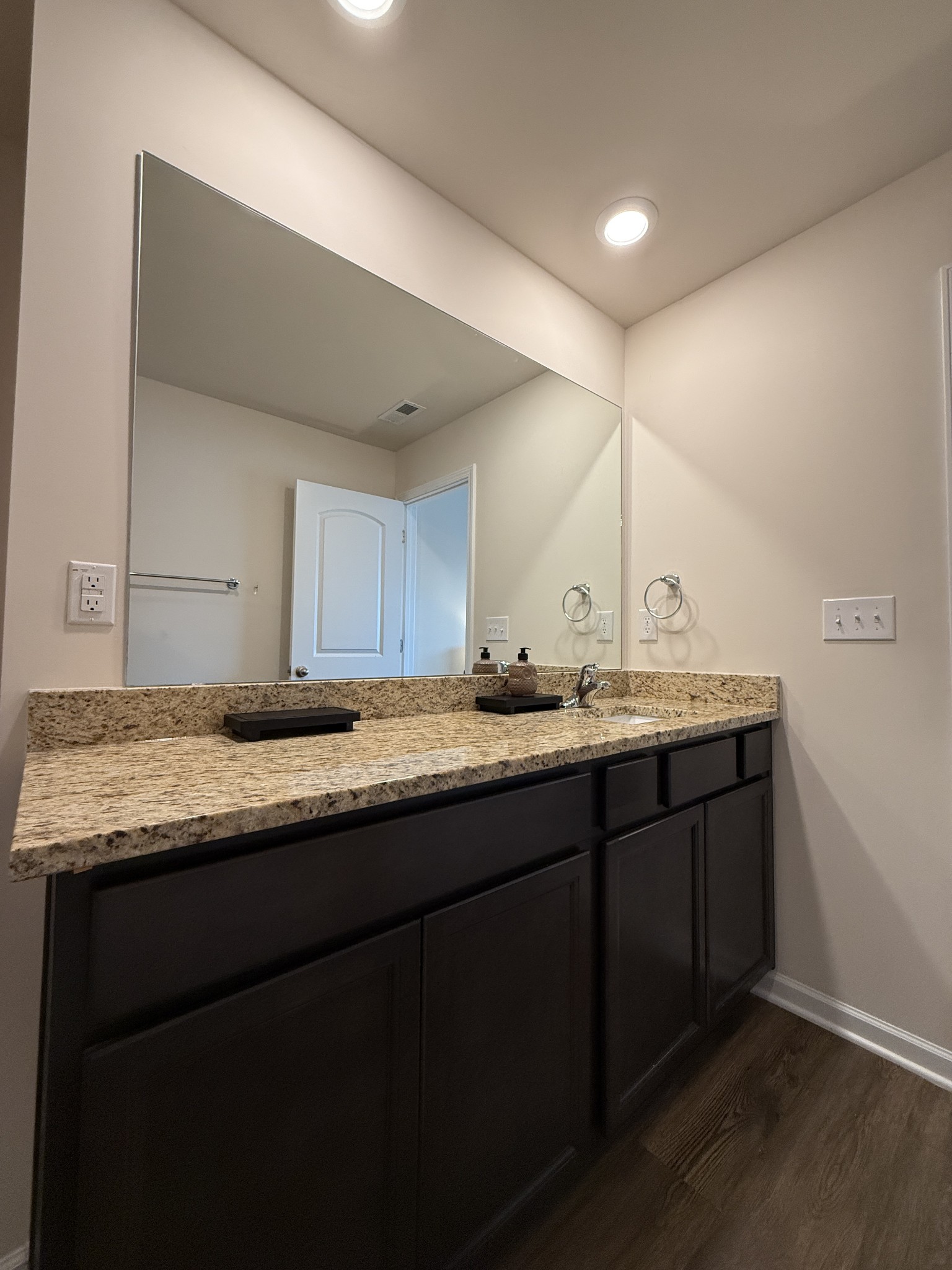 8074 Logan Drive La Vergne TN 37086