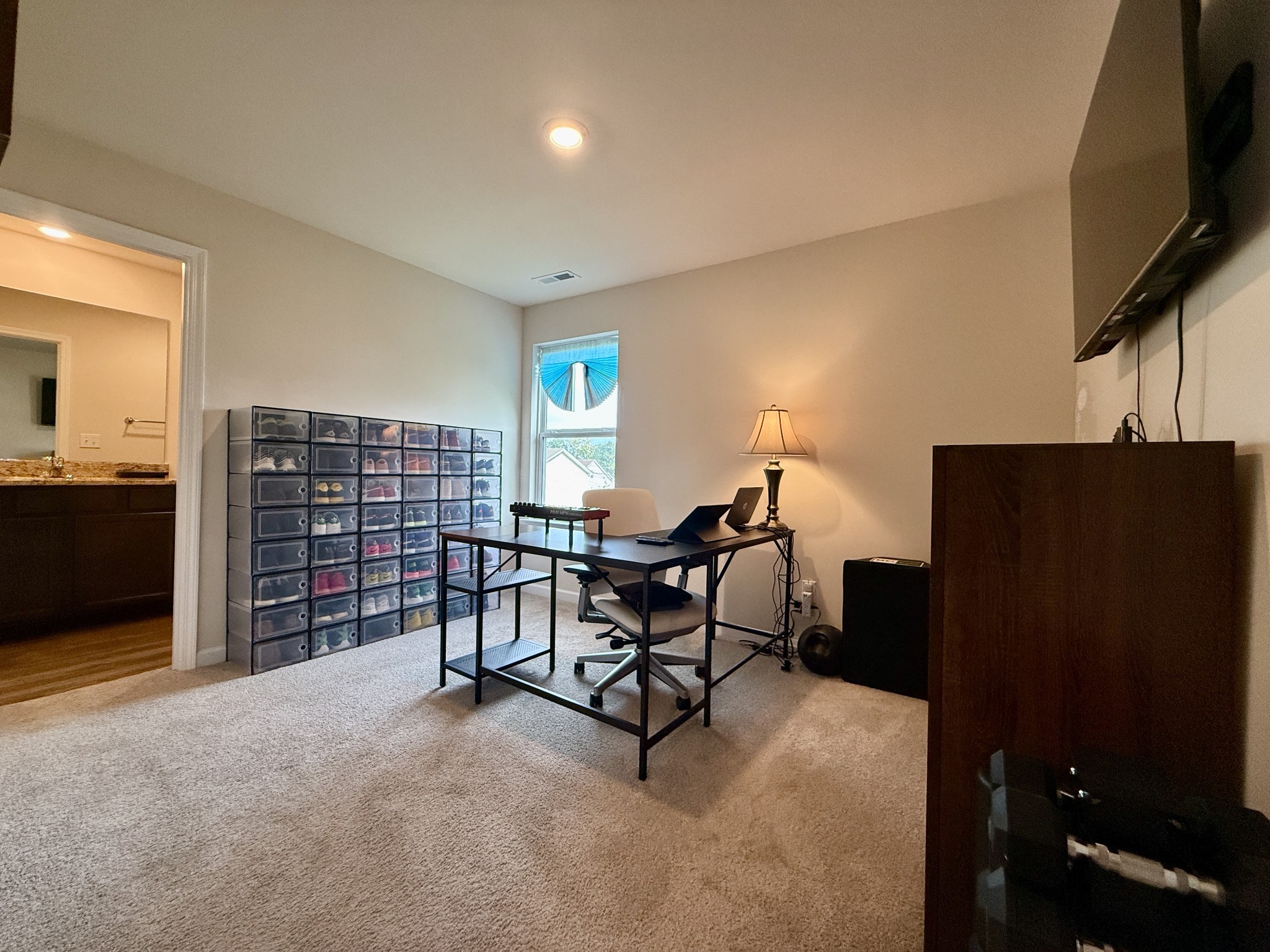 8074 Logan Drive La Vergne TN 37086