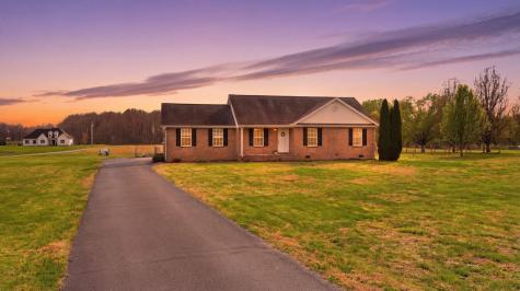 2877 Sixteenth Model Road Manchester TN 37355