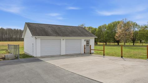2877 Sixteenth Model Road Manchester TN 37355