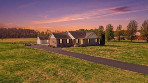 2877 Sixteenth Model Road Manchester TN 37355