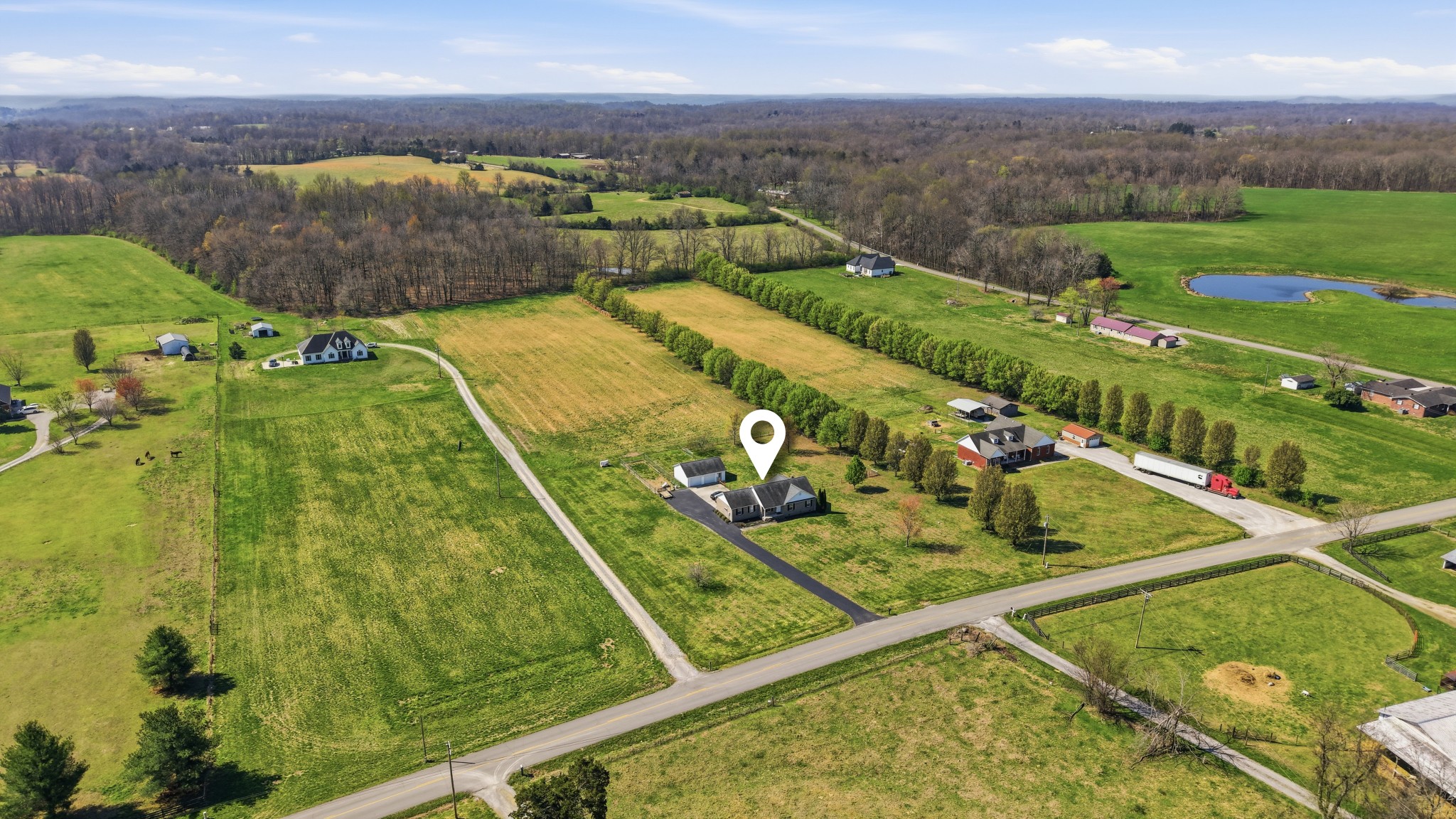 2877 Sixteenth Model Road Manchester TN 37355