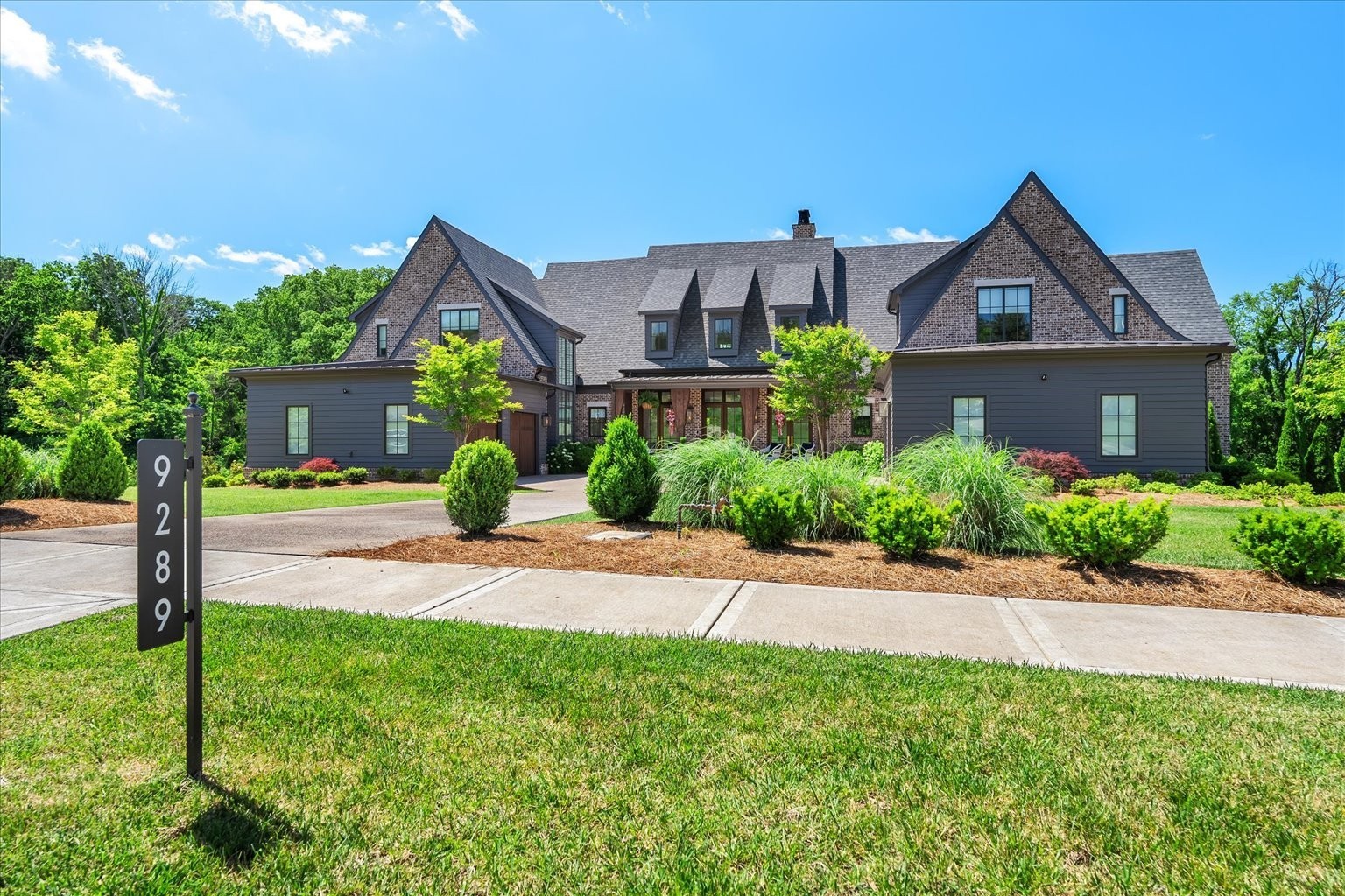 9289 Fordham Drive Brentwood TN 37027