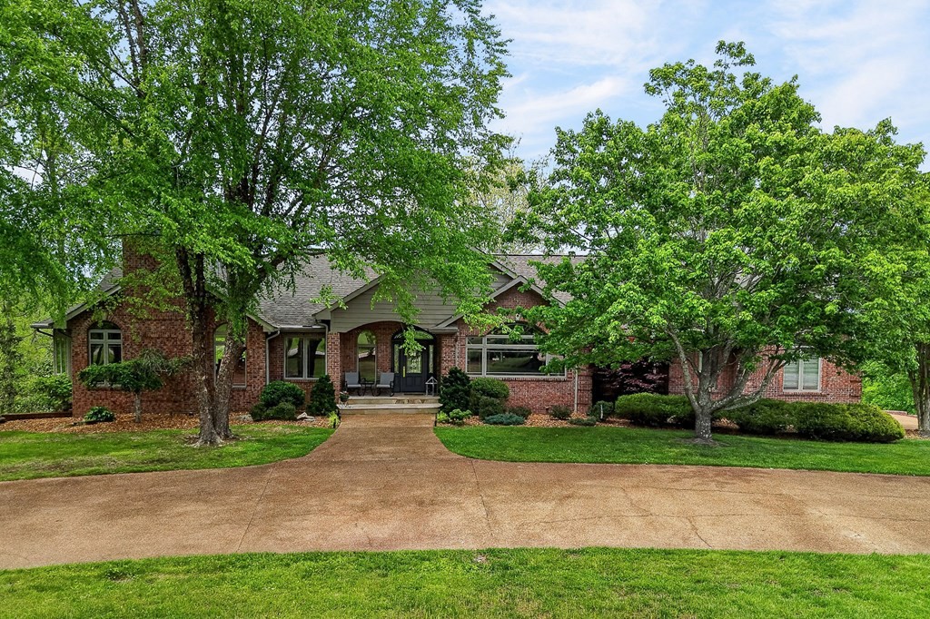 1894 Tennessee Avenue Crossville TN 38555
