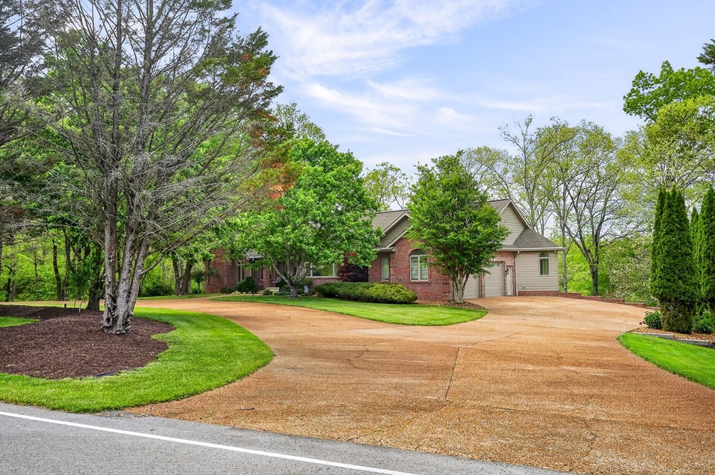 1894 Tennessee Avenue Crossville TN 38555