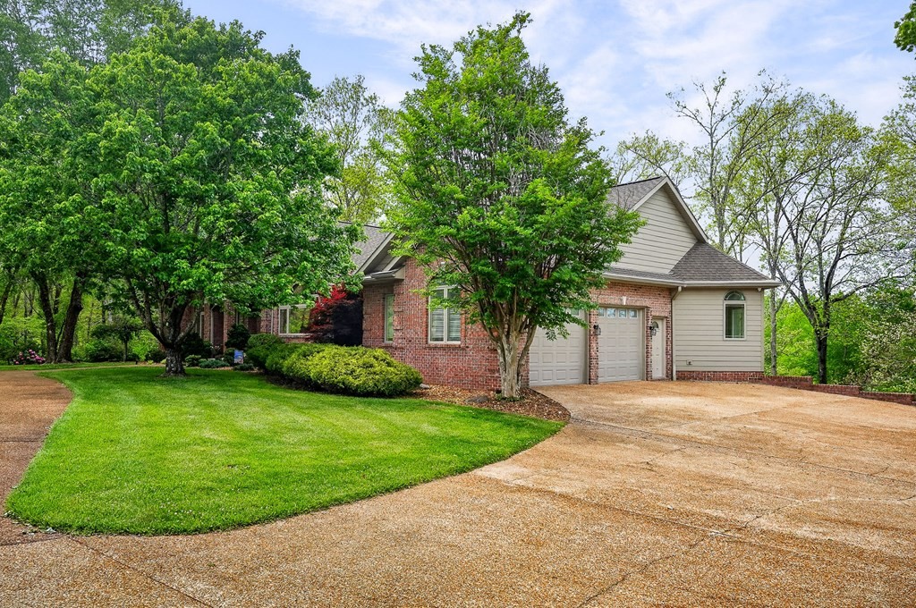 1894 Tennessee Avenue Crossville TN 38555