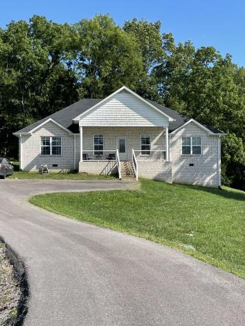 695 Bridle Path Lane Hartsville TN 37074