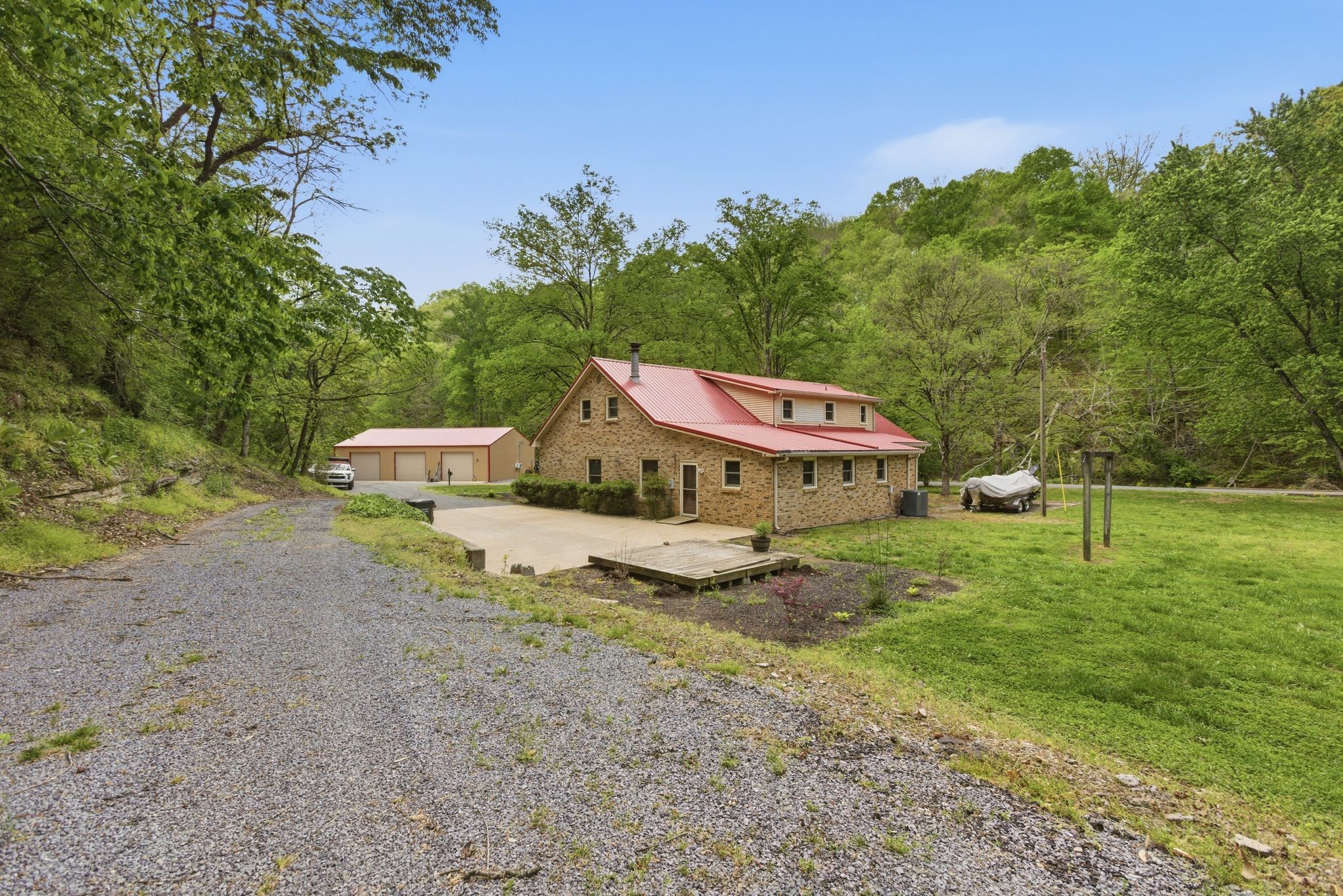 580 Defeated Creek Road Centerville TN 37033