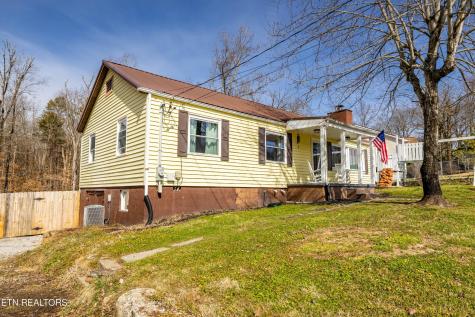 135 Dogwood Court Harriman TN 37748