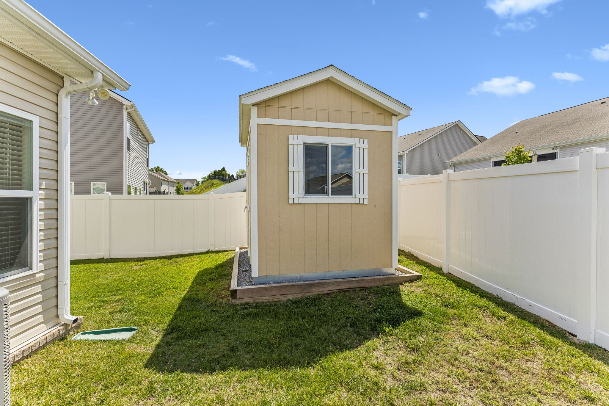 2989 Timewinder Way Columbia TN 38401
