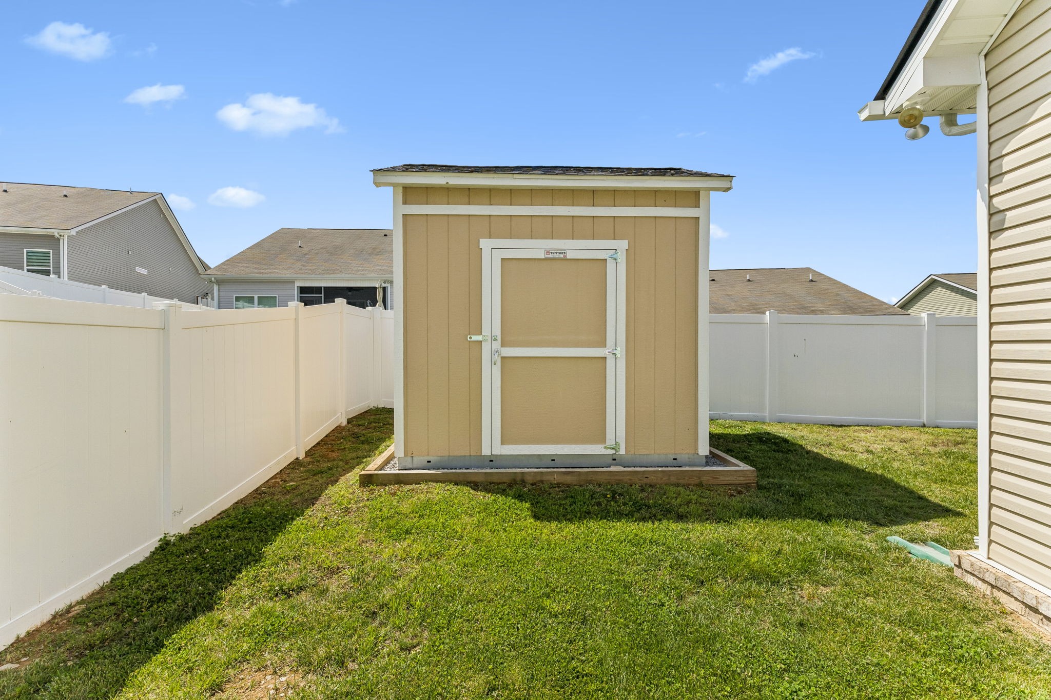 2989 Timewinder Way Columbia TN 38401
