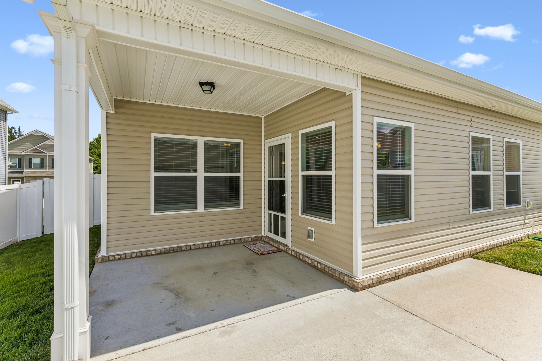 2989 Timewinder Way Columbia TN 38401