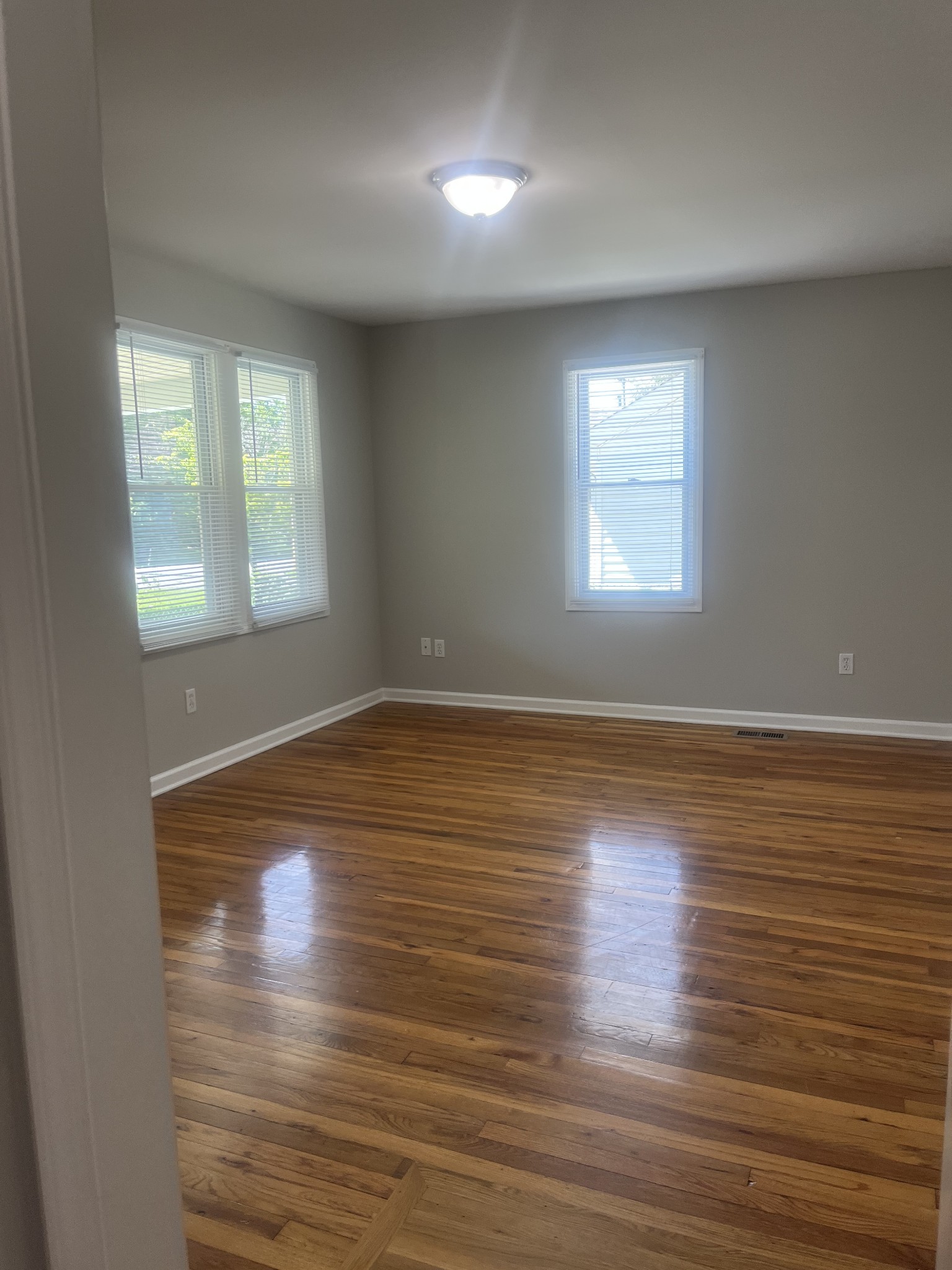 206 East Avenue Goodlettsville TN 37072