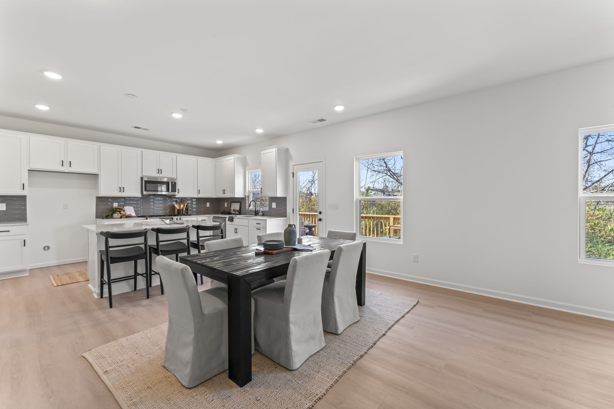 2955 Sharpstone Drive Columbia TN 38401