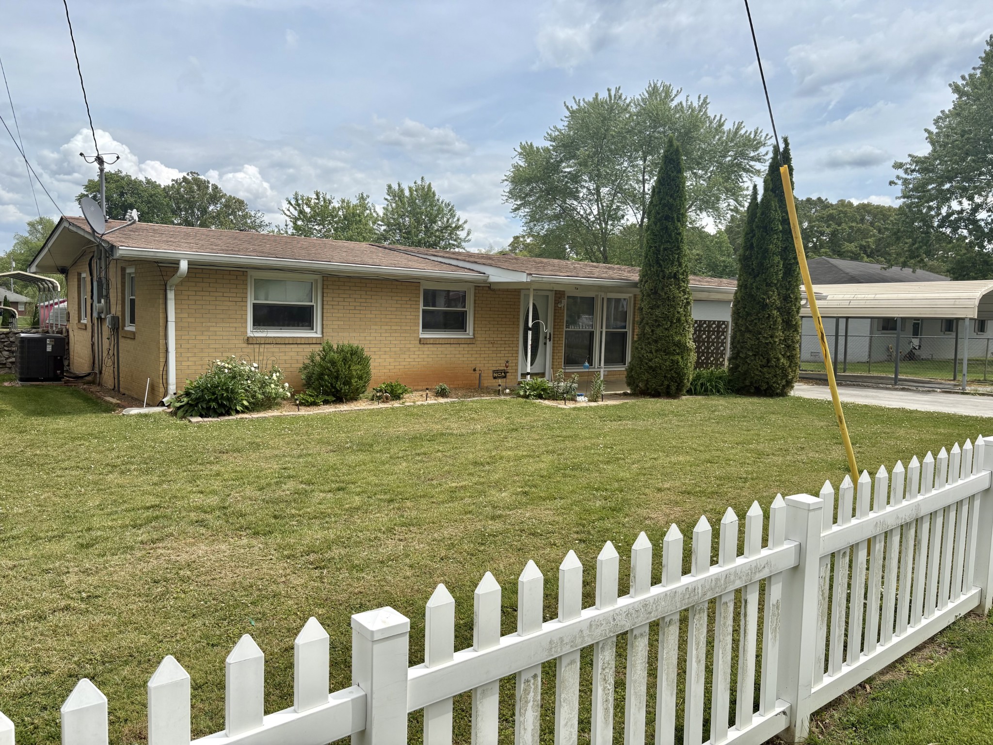 919 Oak Street Manchester TN 37355
