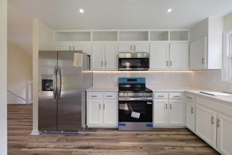 800 Carlisle Ct, N Nashville TN 37214
