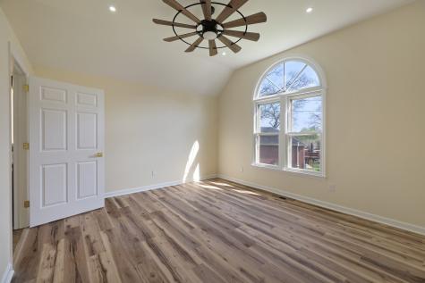 800 Carlisle Ct, N Nashville TN 37214