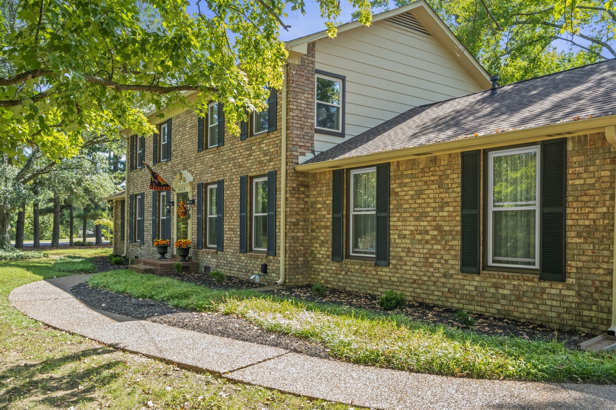 5629 Highland Way Nashville TN 37211