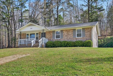 5075 Logan Road Cunningham TN 37052