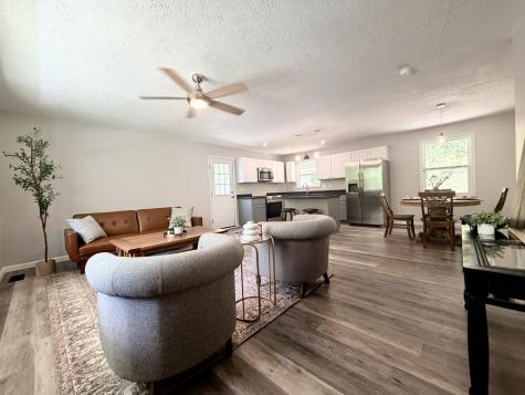 5075 Logan Road Cunningham TN 37052
