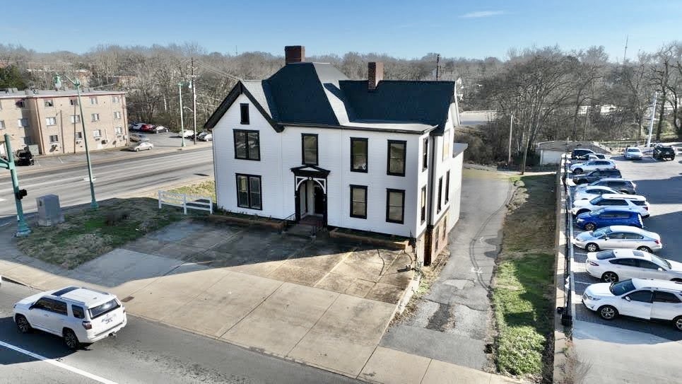 534 Madison Street Clarksville TN 37040