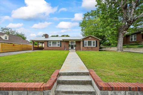 635 N Spring Street Mcminnville TN 37110