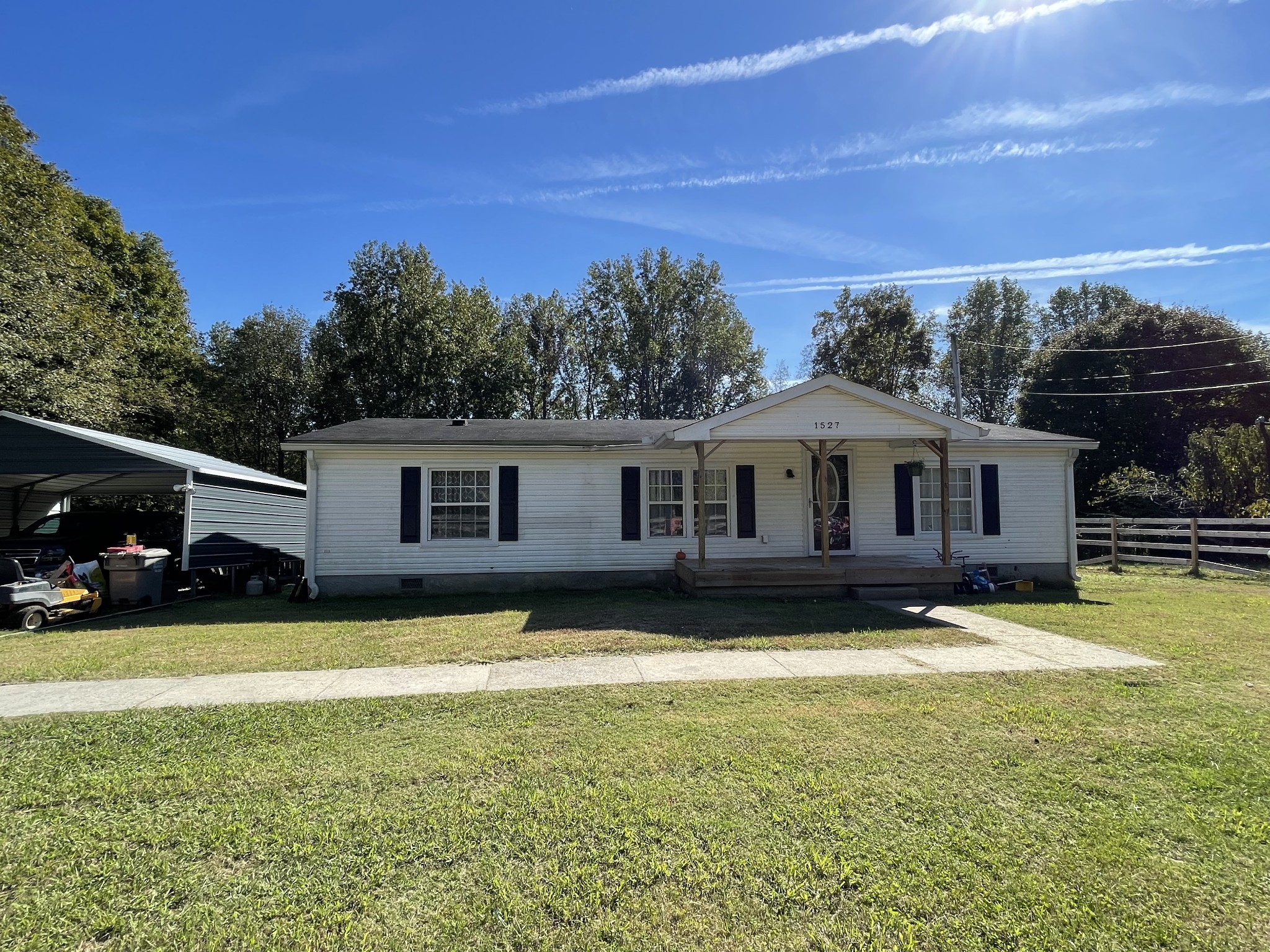 1527 Cheatham Dam Road Ashland City TN 37015