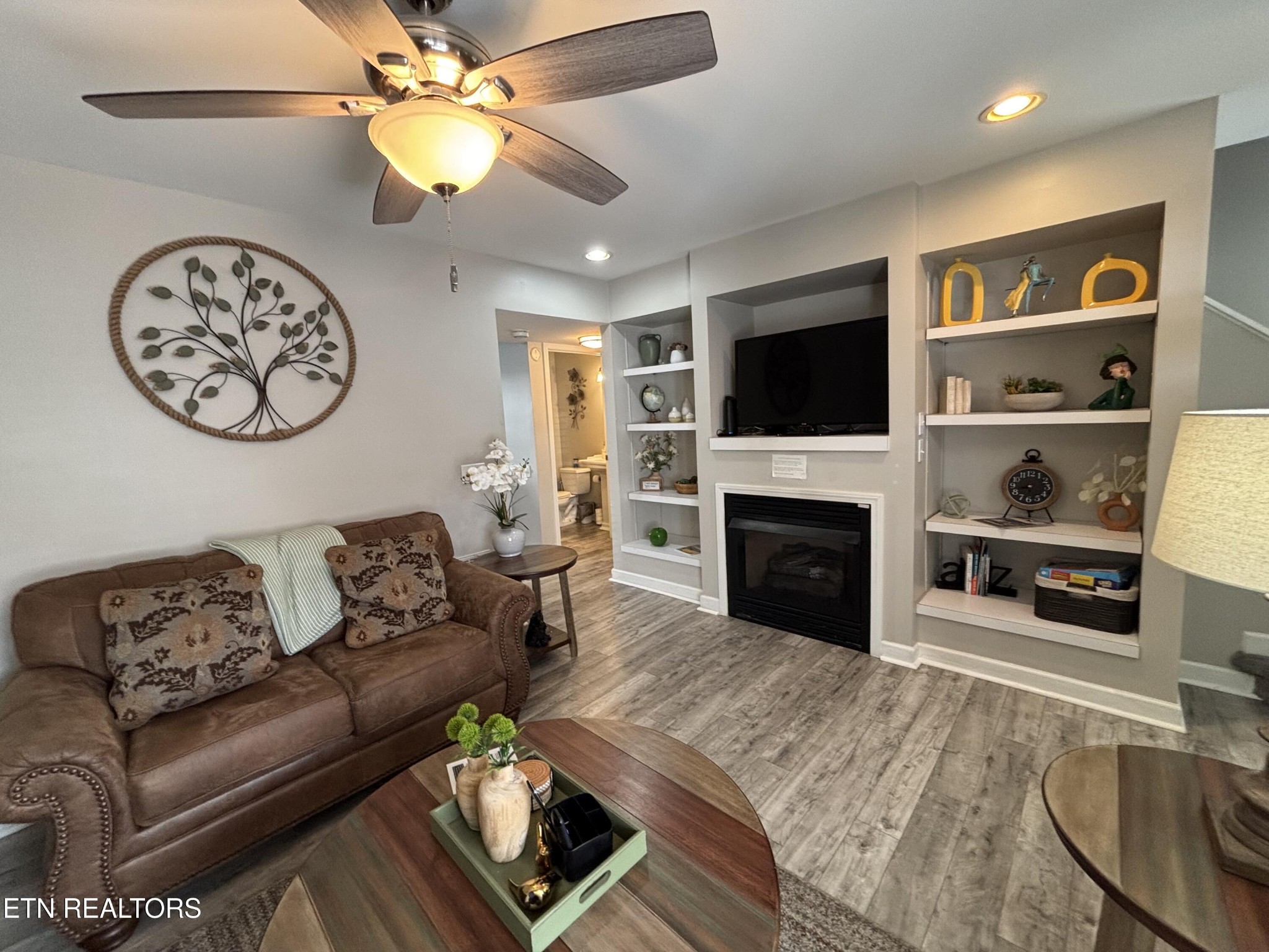 537 Orchard Valley Way Pigeon Forge TN 37862