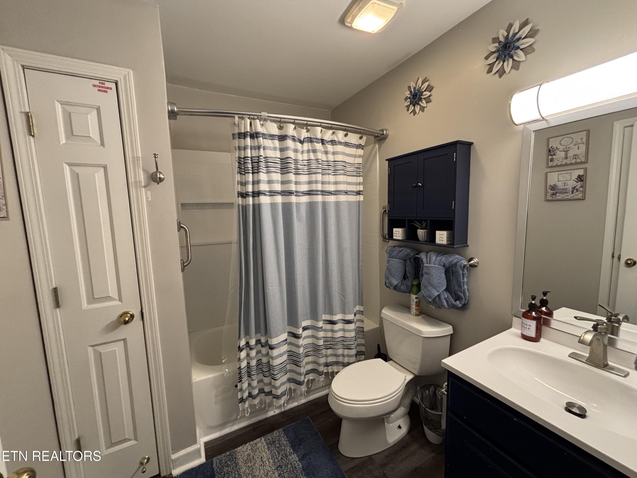 537 Orchard Valley Way Pigeon Forge TN 37862
